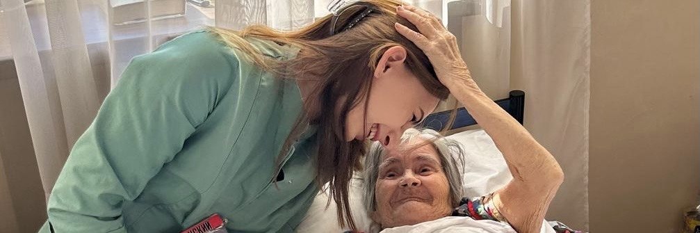 уход за людьми с деменцией в пансионате в Киеве
